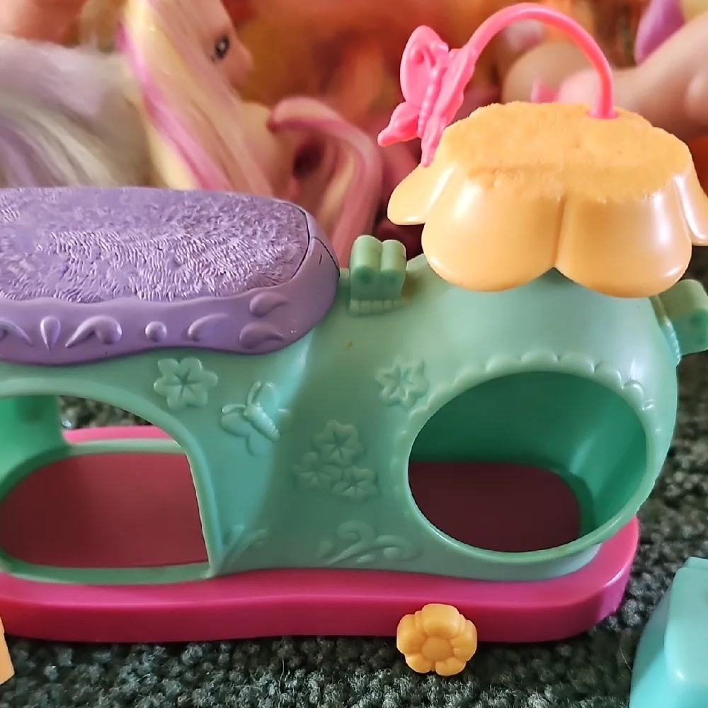 Littlest Petshop Accessories - Picture 4 of 5